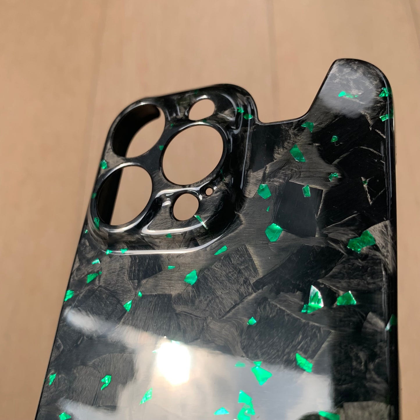 iPhone 14 15 Pro / Max Real Glossy Forged Carbon Case with Green Flakes